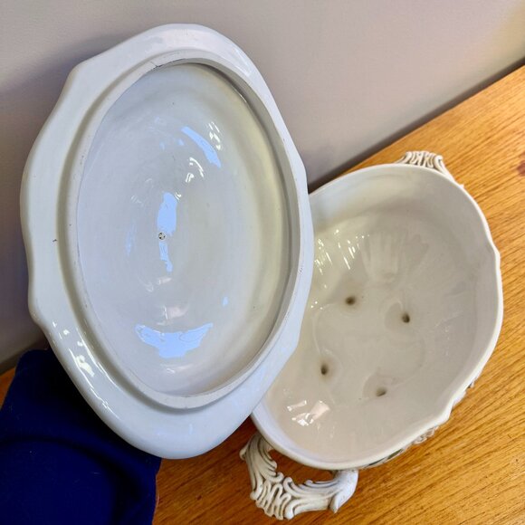 Gorgeous Vintage Deruta Italy Hand Painted Soup Tureen - Picture 7 of 11